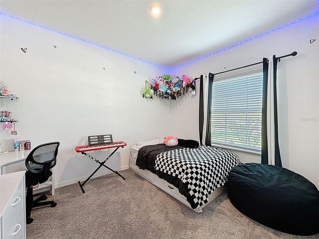 15018 DUSKY WARBLER ROAD, Weeki Wachee, FL 34614