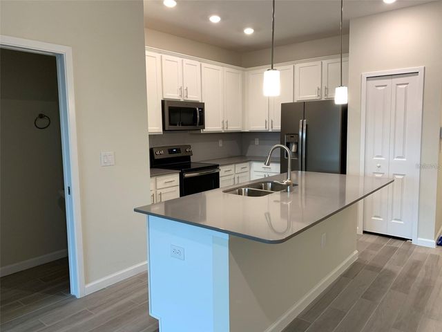 9831 RED EAGLE DRIVE, Orlando, FL 32825