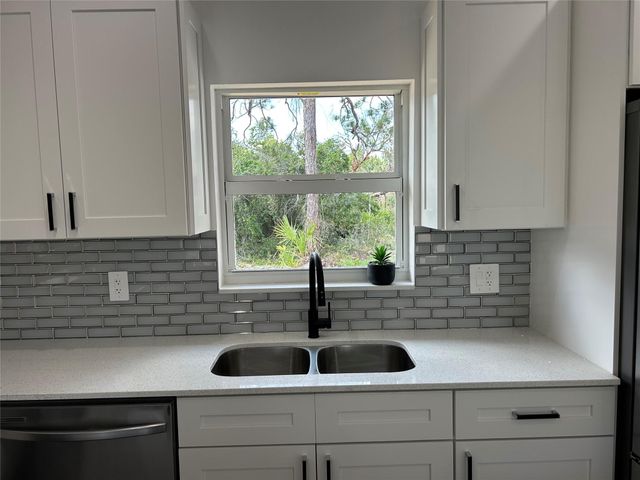 136 Lincoln Rd, Lake Placid, FL 33852