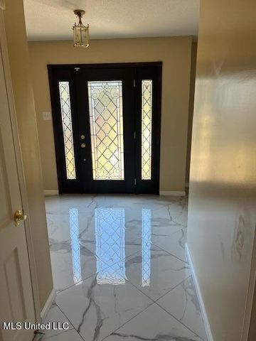 712 Eastwood Drive, Pascagoula, MS 39567