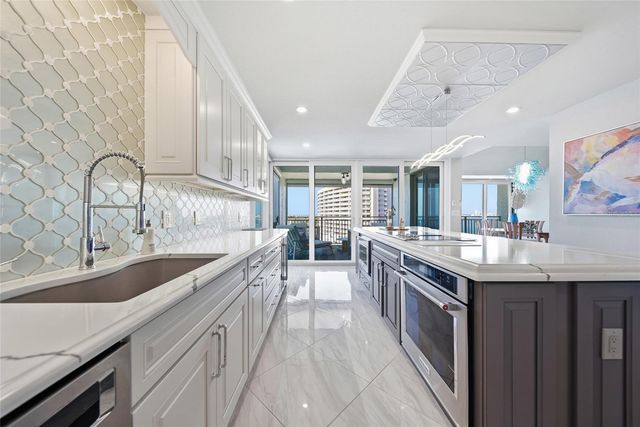 1390 GULF BOULEVARD PH 2, Clearwater Beach, FL 33767