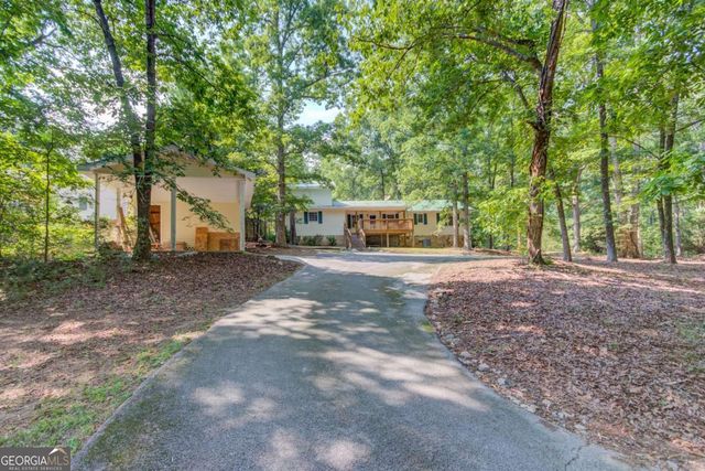 6050 Sandy Creek Road, Loganville, GA 30052