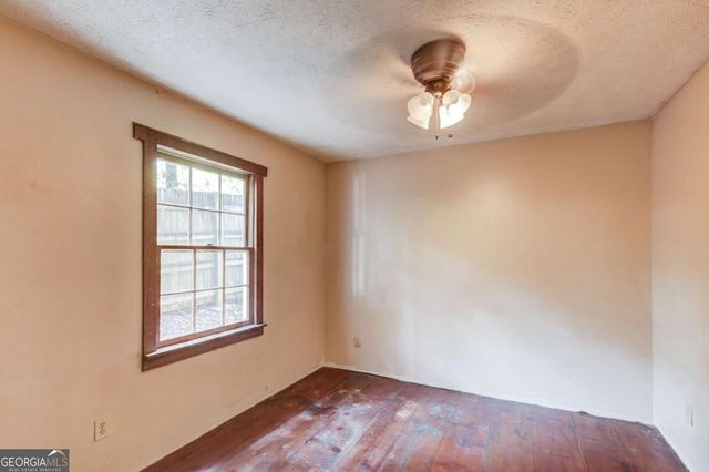 6050 Sandy Creek Road, Loganville, GA 30052