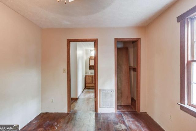 6050 Sandy Creek Road, Loganville, GA 30052