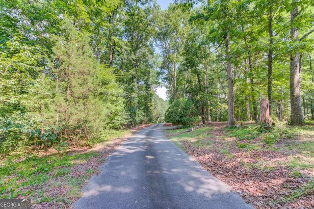 6050 Sandy Creek Road, Loganville, GA 30052