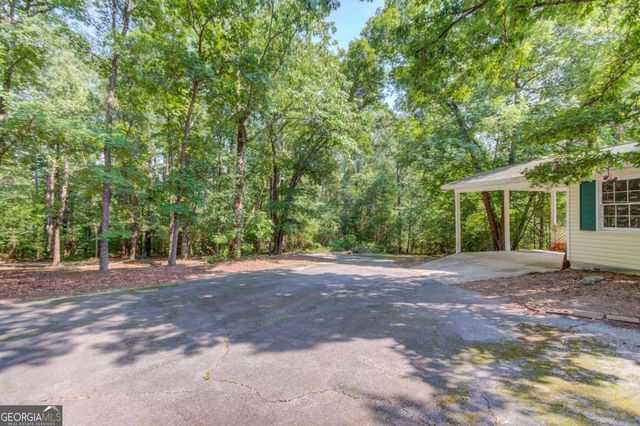6050 Sandy Creek Road, Loganville, GA 30052