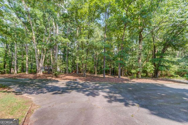 6050 Sandy Creek Road, Loganville, GA 30052