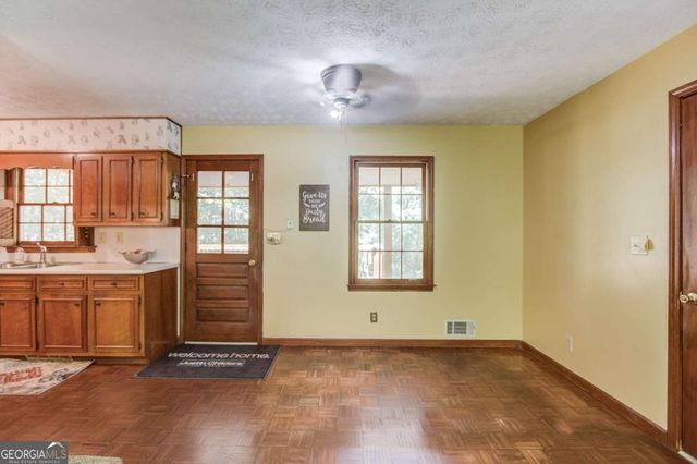 6050 Sandy Creek Road, Loganville, GA 30052