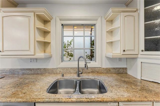 111 Via Jucar, Newport Beach, CA 92663