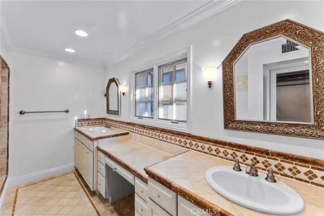 111 Via Jucar, Newport Beach, CA 92663