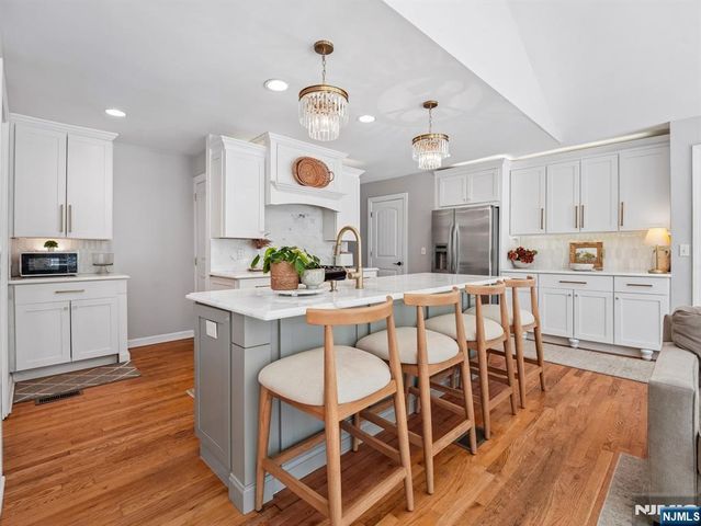 233 Park Avenue, Allendale, NJ 07401