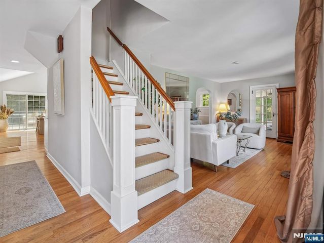 233 Park Avenue, Allendale, NJ 07401