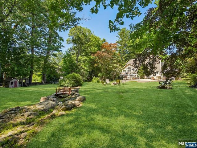 233 Park Avenue, Allendale, NJ 07401