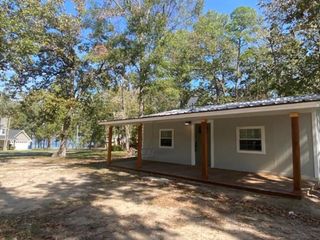 115 Brook Hollow Lane, Zavalla, TX 75980