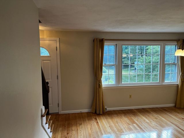 24 Pontiac Road, Walpole, MA 02081
