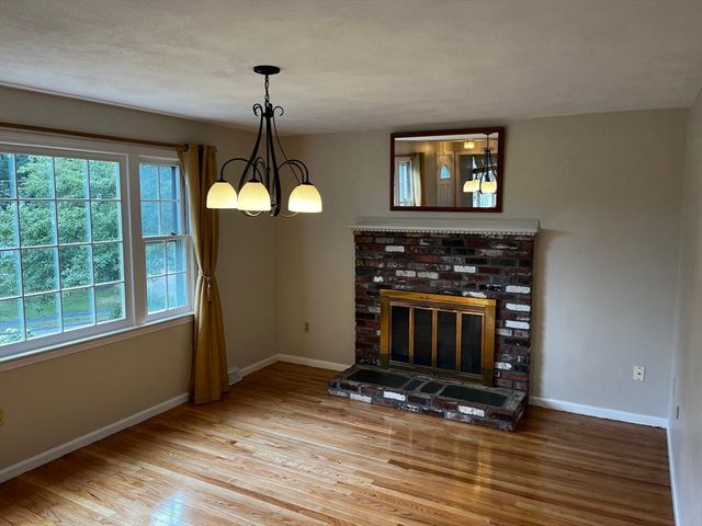 24 Pontiac Road, Walpole, MA 02081