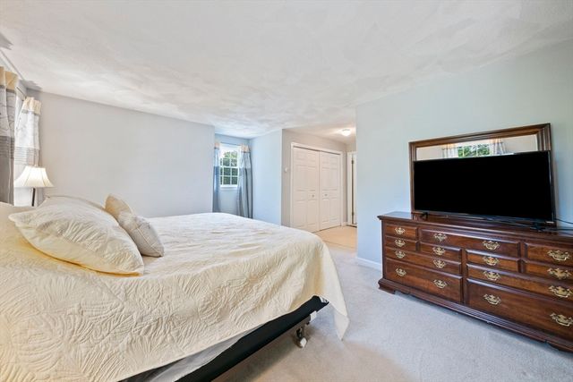 24 Pontiac Road, Walpole, MA 02081