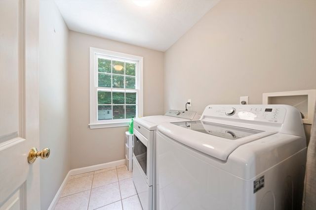 24 Pontiac Road, Walpole, MA 02081
