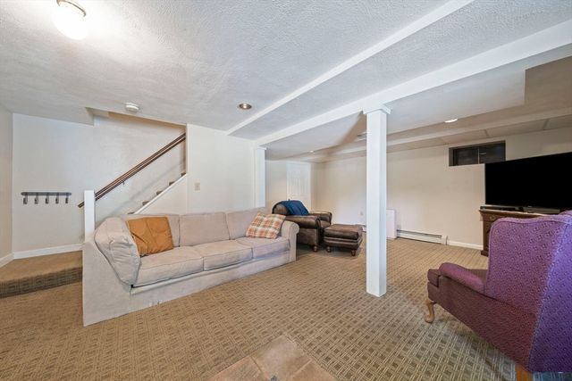 24 Pontiac Road, Walpole, MA 02081