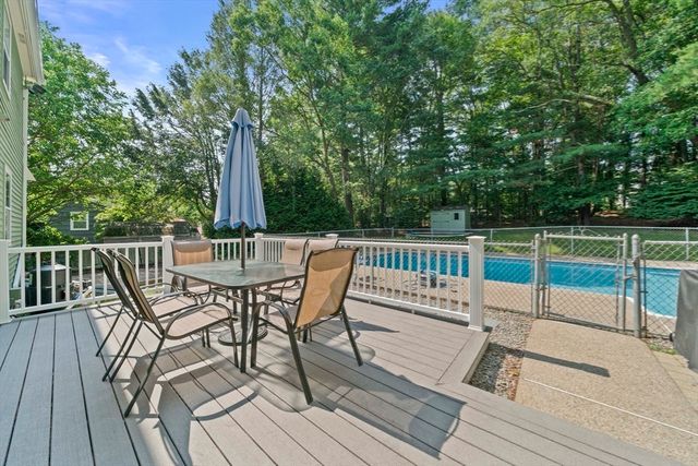 24 Pontiac Road, Walpole, MA 02081