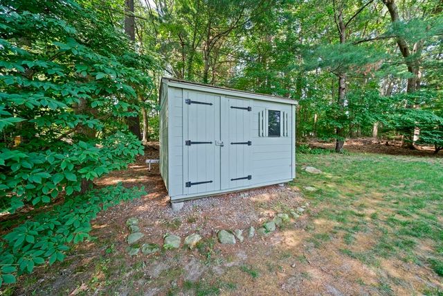 24 Pontiac Road, Walpole, MA 02081