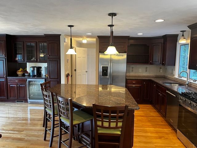 24 Pontiac Road, Walpole, MA 02081