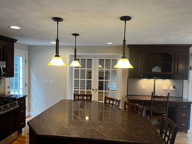 24 Pontiac Road, Walpole, MA 02081