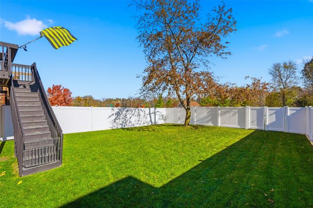 1572 Sadler Drive, North Liberty, IA 52317