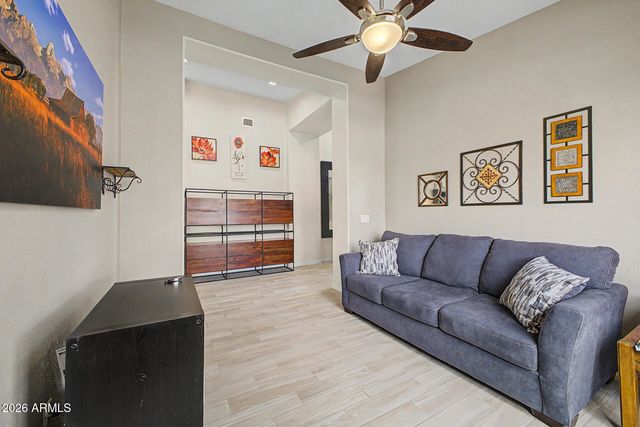 4707 E WALNUT Road, Gilbert, AZ 85298