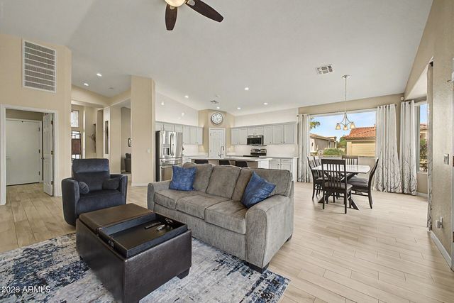 4707 E WALNUT Road, Gilbert, AZ 85298