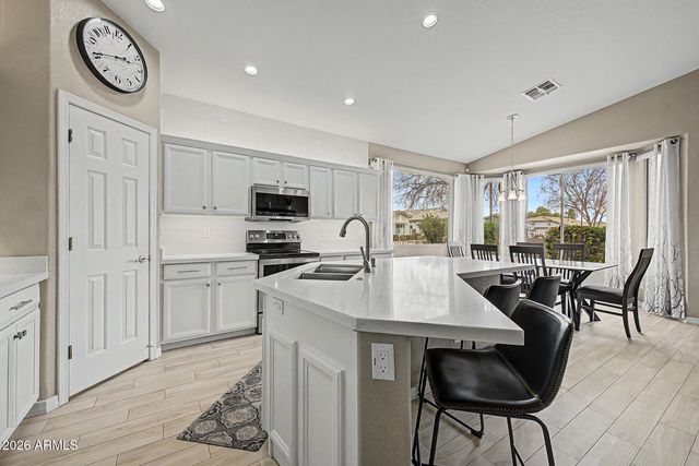 4707 E WALNUT Road, Gilbert, AZ 85298