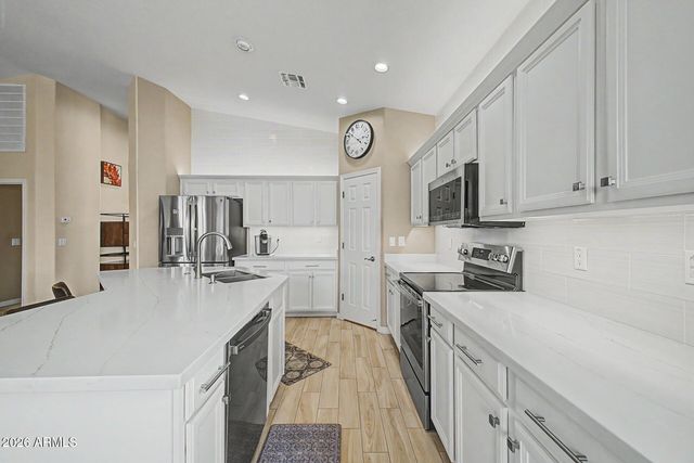 4707 E WALNUT Road, Gilbert, AZ 85298