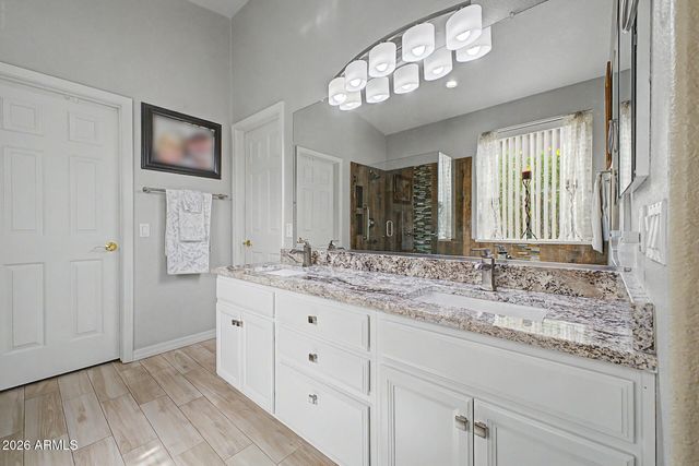 4707 E WALNUT Road, Gilbert, AZ 85298