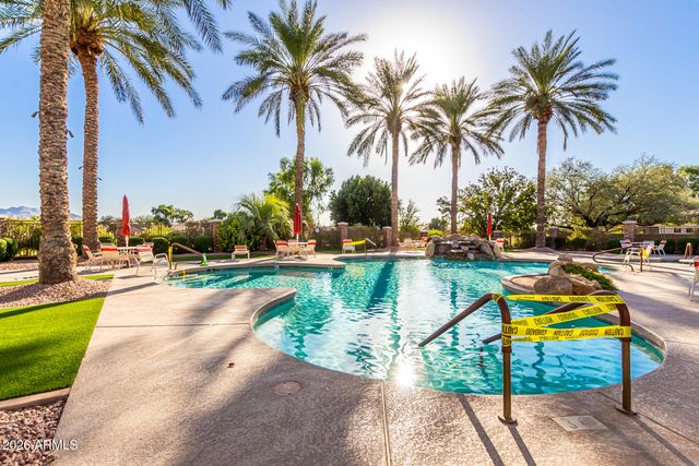 4707 E WALNUT Road, Gilbert, AZ 85298