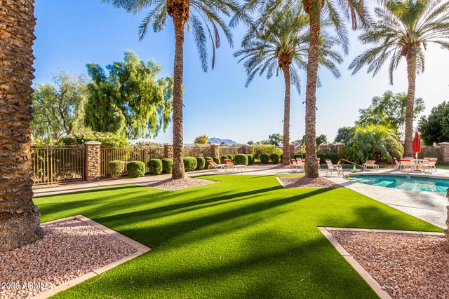 4707 E WALNUT Road, Gilbert, AZ 85298