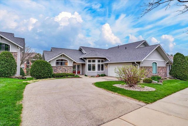 1612 Dewberry Drive, Madison, WI 53719