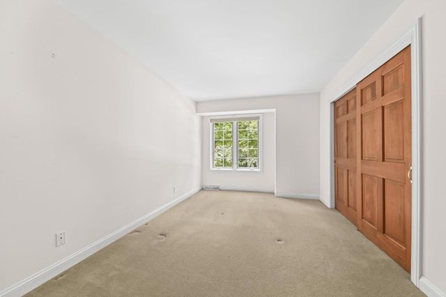3820 Charter Point COURT, Brookfield, WI 53045