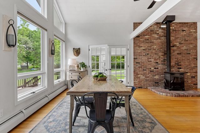 592 Sugar Rd, Bolton, MA 01740