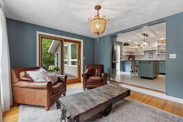 592 Sugar Rd, Bolton, MA 01740