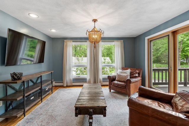 592 Sugar Rd, Bolton, MA 01740