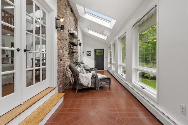 592 Sugar Rd, Bolton, MA 01740