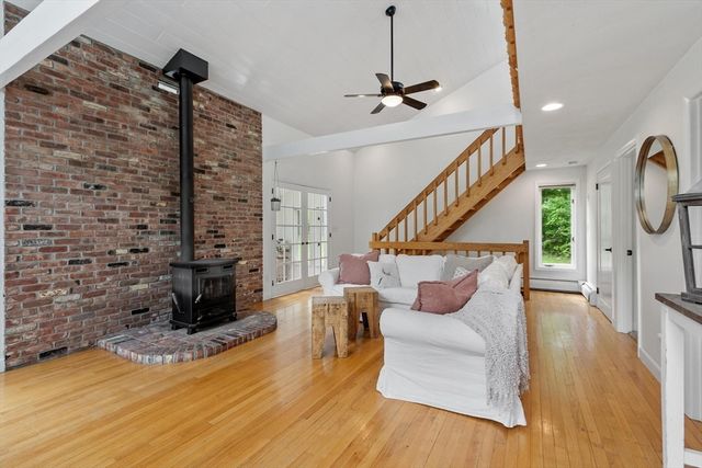 592 Sugar Rd, Bolton, MA 01740