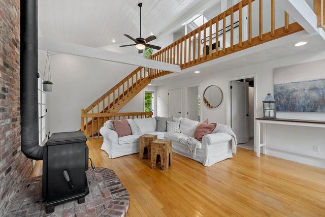 592 Sugar Rd, Bolton, MA 01740