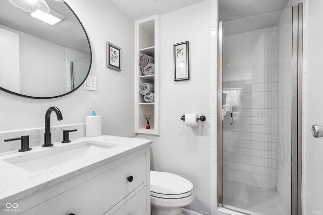 3965 N Meridian St Apt 2D, Indianapolis, IN 46208