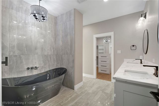 1717 River Ridge, Van Buren, AR 72956