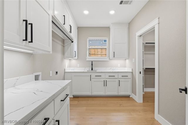 1717 River Ridge, Van Buren, AR 72956