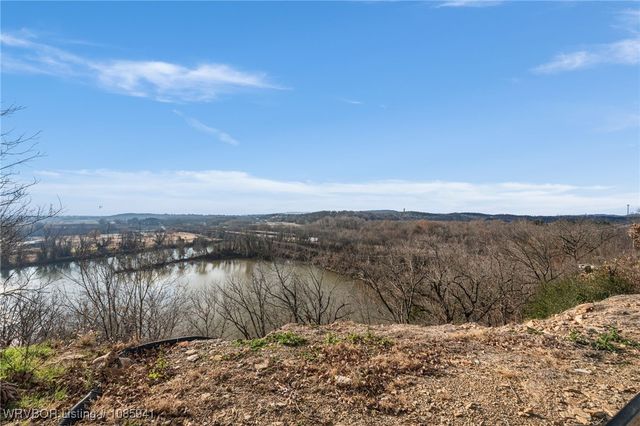 1717 River Ridge, Van Buren, AR 72956