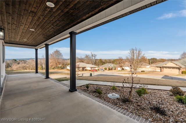 1717 River Ridge, Van Buren, AR 72956