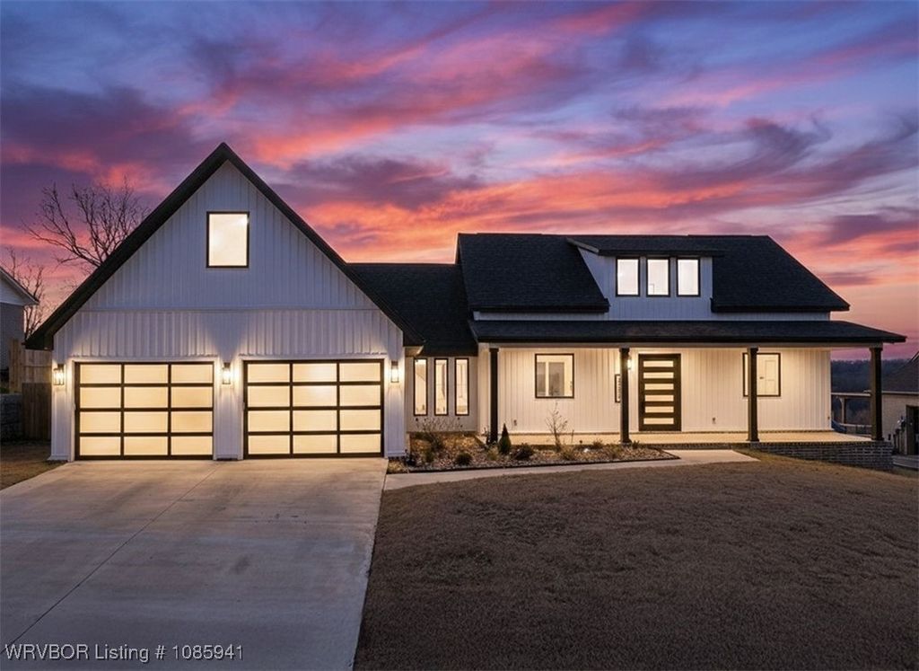 1717 River Ridge, Van Buren, AR 72956