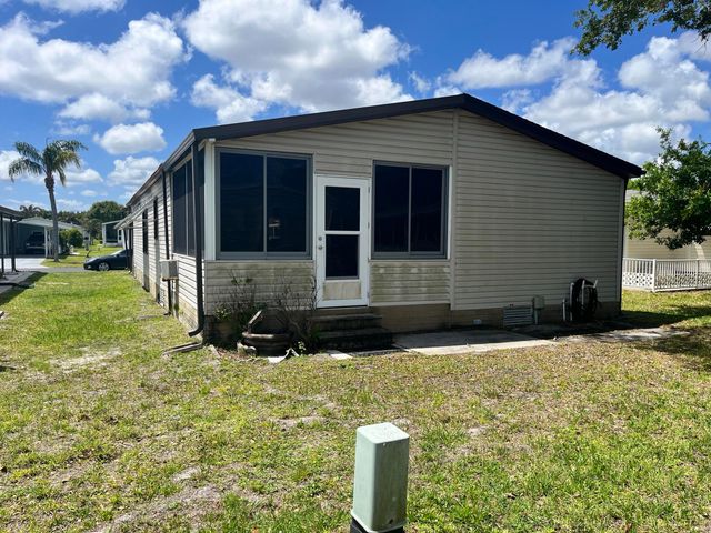 240 Mangrove Bay Place, Fort Pierce, FL 34982